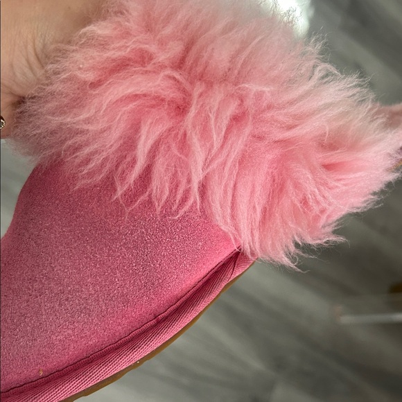 UGG Soft Pink Fluffy Slippers - Picture 10 of 11